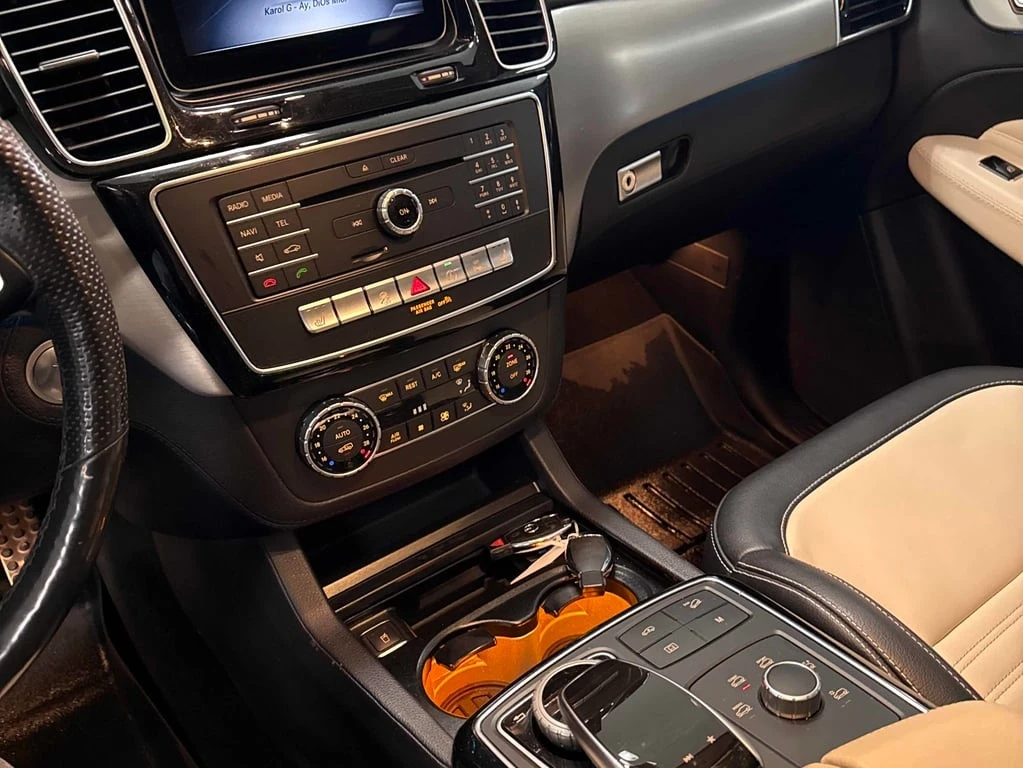 Mercedes-Benz GLE 43 AMG | КУПЕ| ПАНО| ПОДГРЕВИ| 2 КЛЮЧА| DISTRONIC  - изображение 10