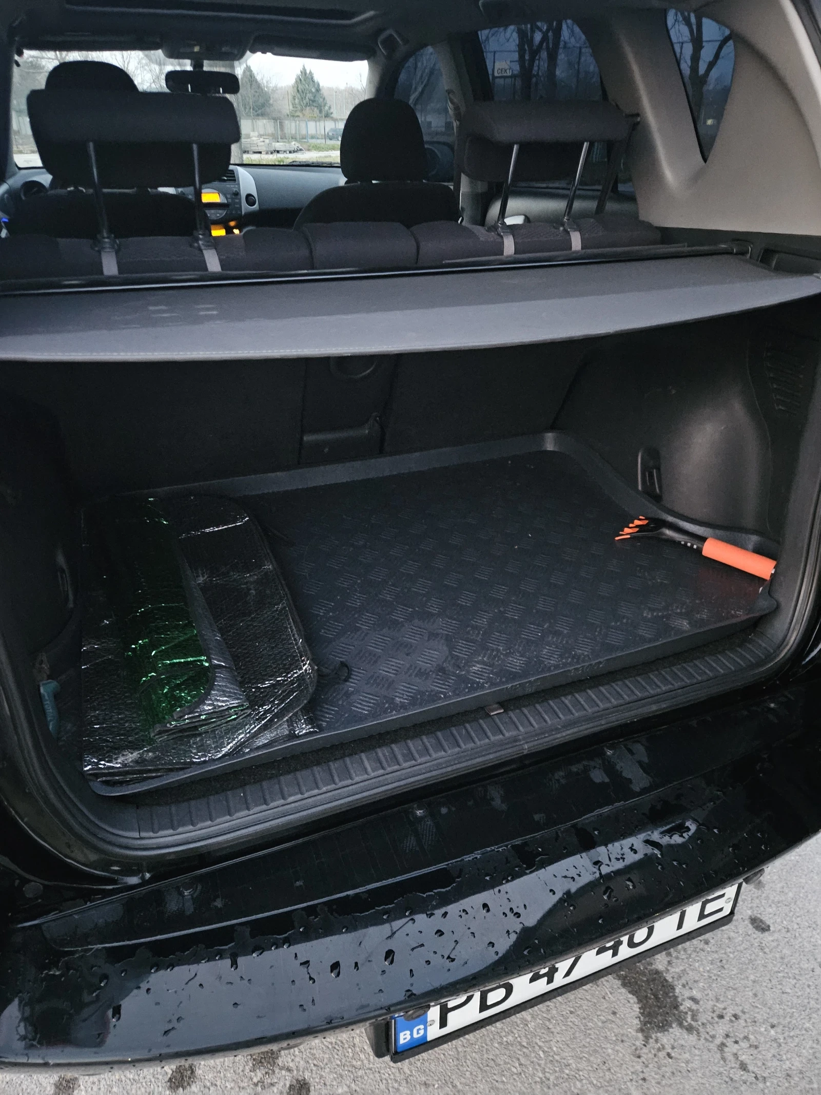 Toyota Rav4, снимка 14 - Автомобили и джипове - 53738303