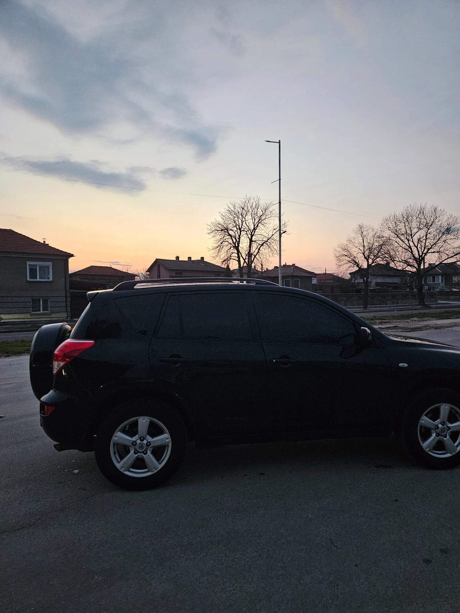 Toyota Rav4, снимка 5 - Автомобили и джипове - 53738303