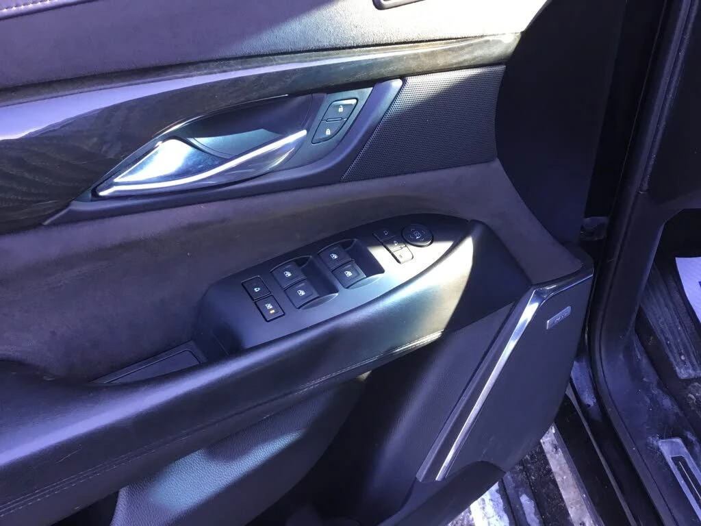 Cadillac Escalade PLATINUM* BOSE* МАСАЖ* ОБДУХВАНЕ* 360 КАМЕРИ - изображение 8