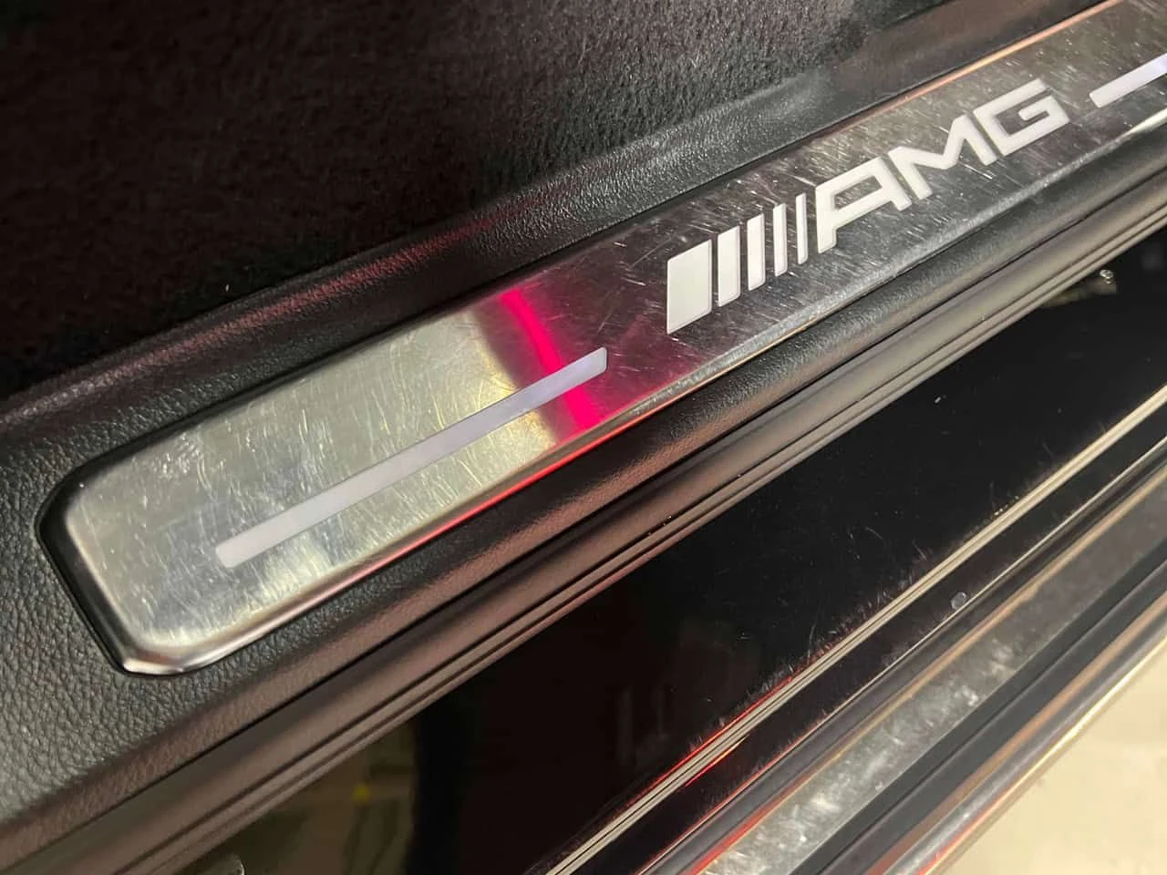 Mercedes-Benz G * AMG 63* МАСАЖ* ДИСТОРНИК* ОБДУХВАНЕ* КАМЕРИ*  , снимка 7 - Автомобили и джипове - 53994635