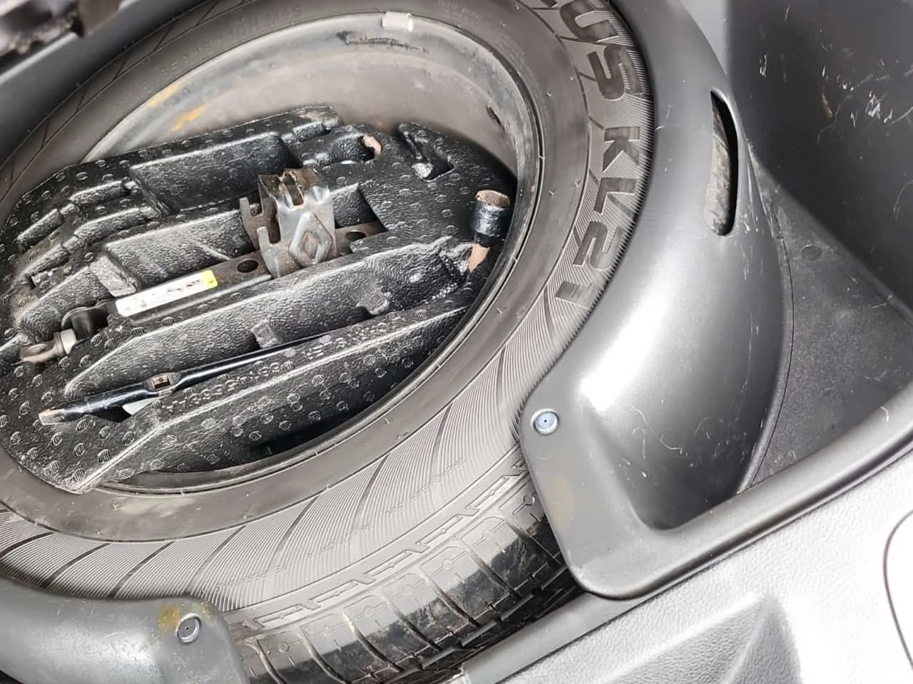 Jeep Grand cherokee * OVERLAND * ДИСТРОНИК* ПАНОРАМА* ОБДУХВАНЕ* , снимка 15 - Автомобили и джипове - 54124202