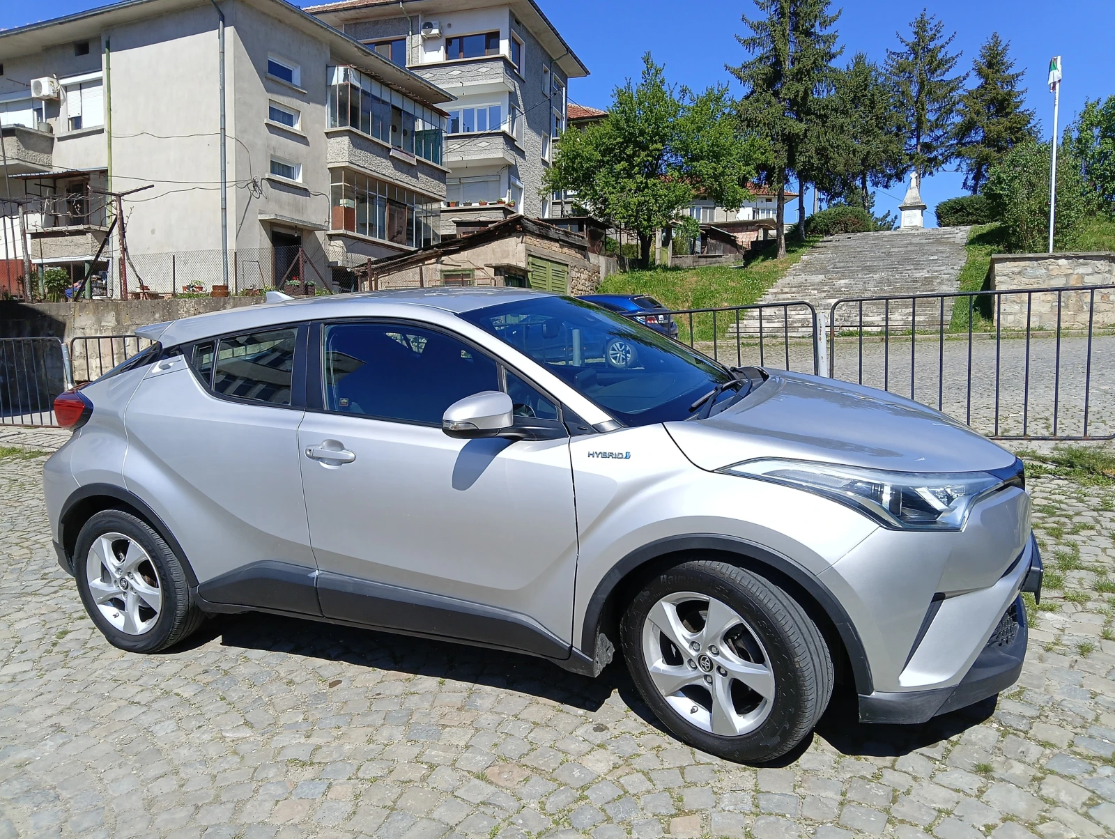Toyota C-HR, снимка 3 - Автомобили и джипове - 54334224