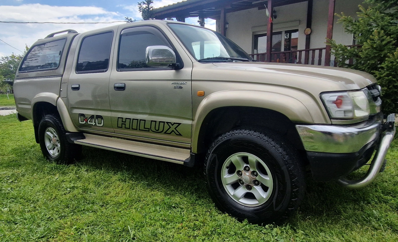 Toyota Hilux 2.5 D4D, снимка 15 - Автомобили и джипове - 54457454