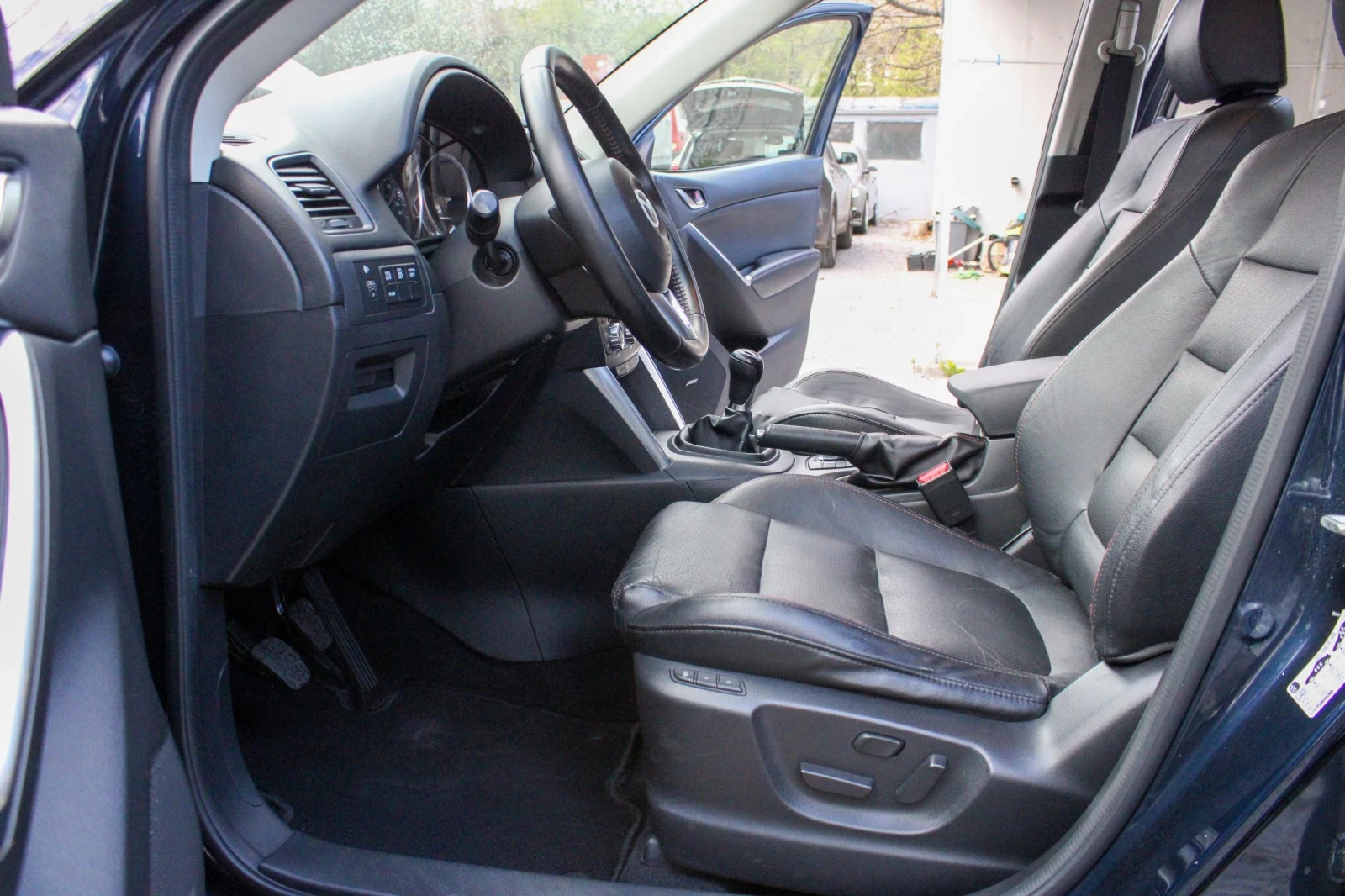 Mazda CX-5 2.2 EXCEED 4X4 EURO6b, снимка 9 - Автомобили и джипове - 54513083