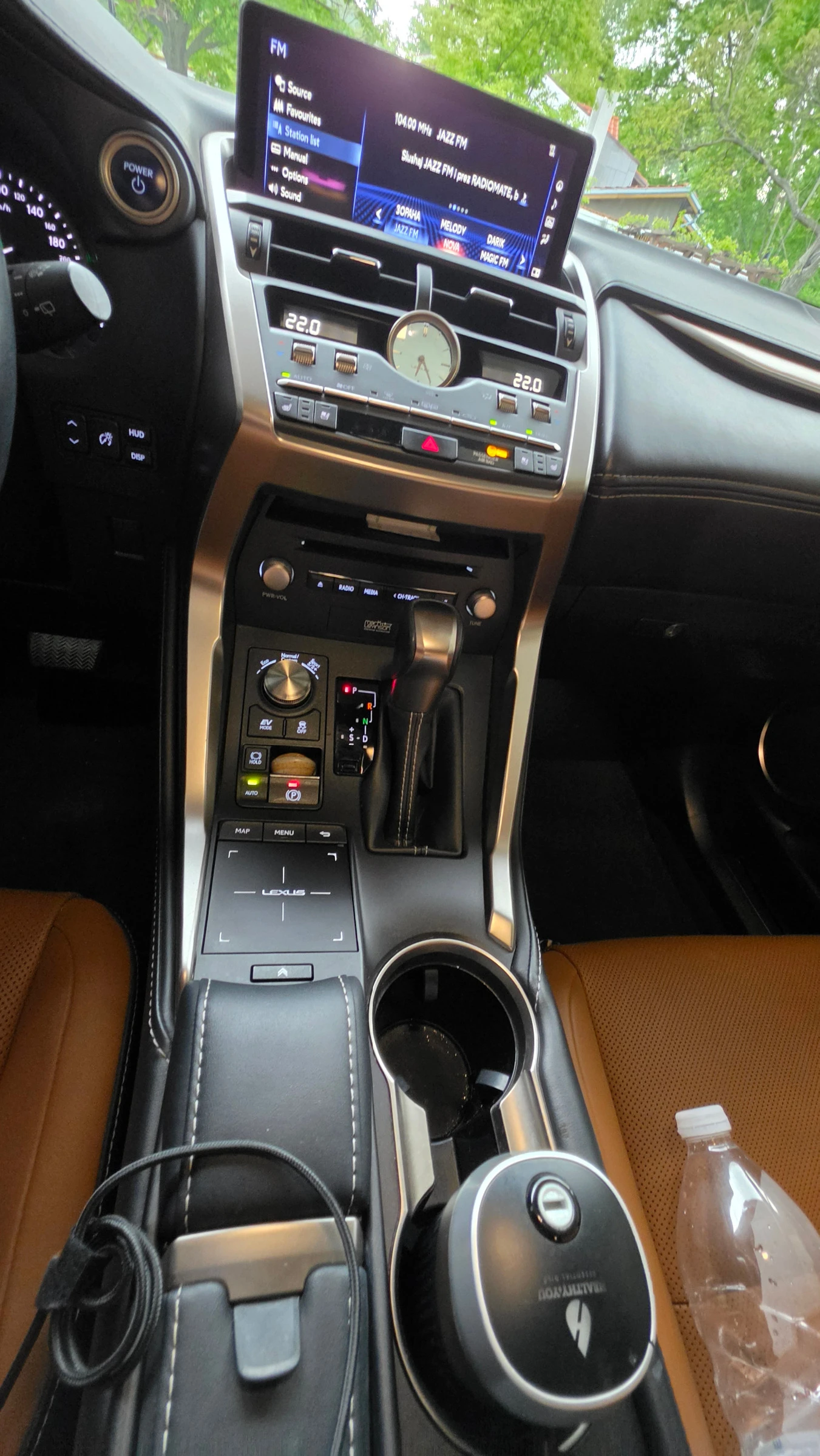 Lexus NX 350h, снимка 14 - Автомобили и джипове - 54628546