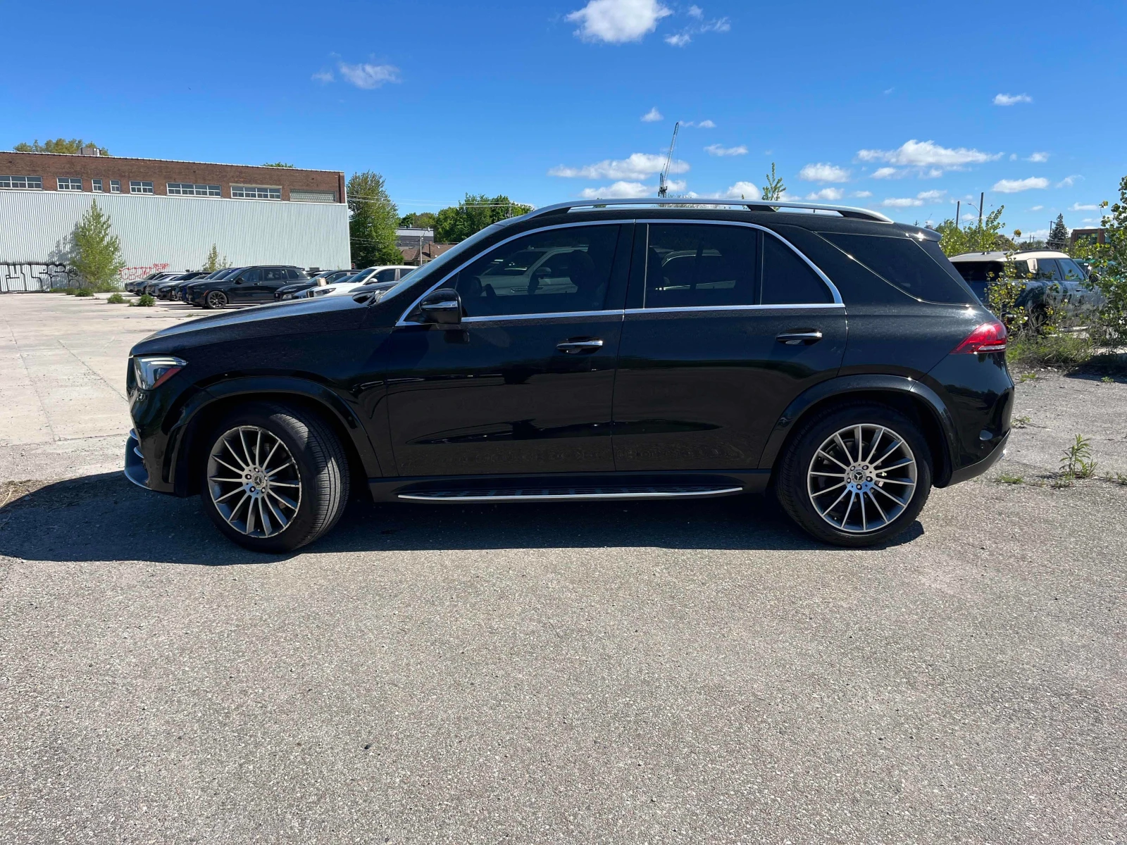 Mercedes-Benz GLE 350 Keyless * СЕРВИЗНА ИСТ * CARFAX * АВТО КРЕДИТ * , снимка 3 - Автомобили и джипове - 54715416