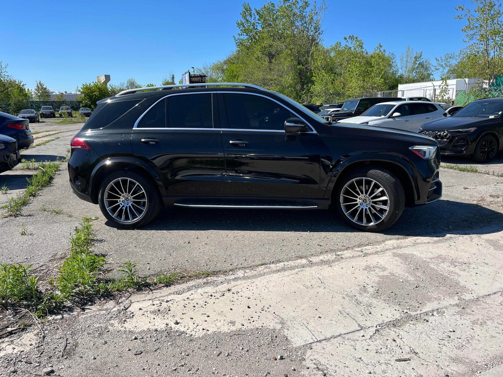 Mercedes-Benz GLE 350 Keyless * СЕРВИЗНА ИСТ * CARFAX * АВТО КРЕДИТ * , снимка 4 - Автомобили и джипове - 54715416