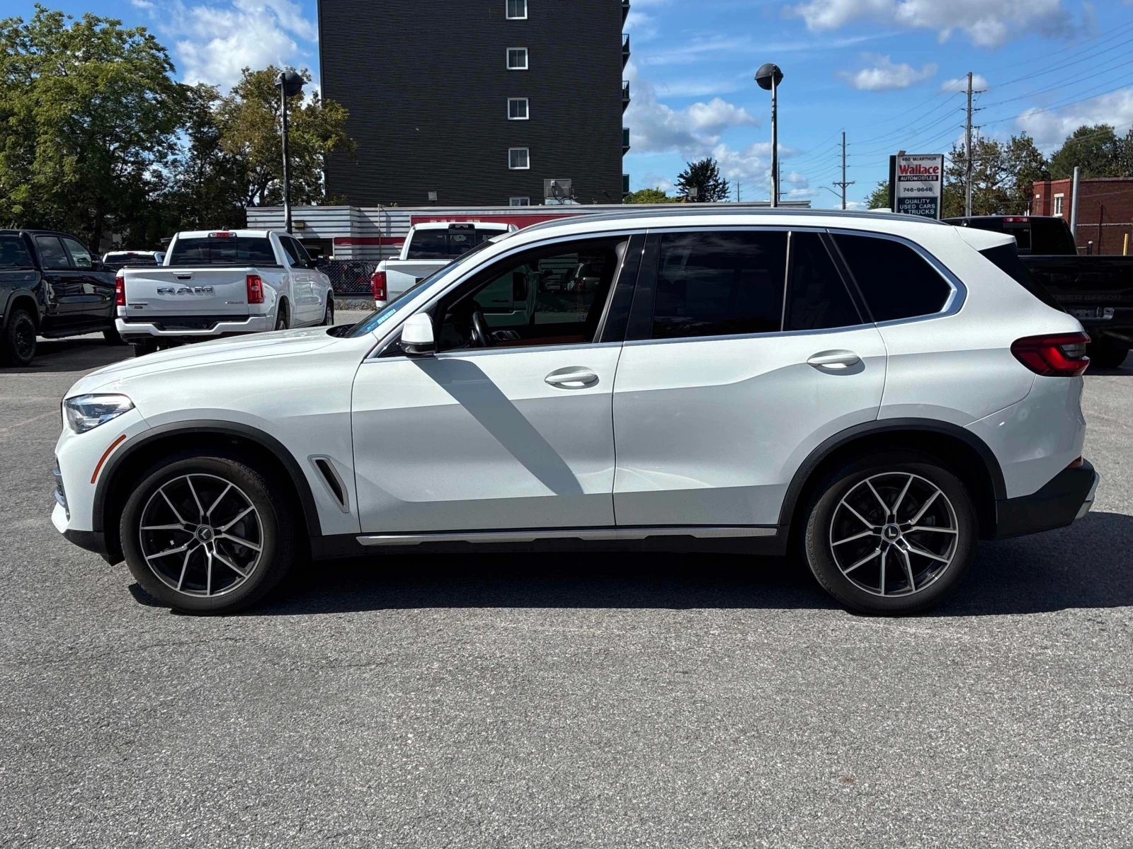 BMW X5 xDrive40i | CARFAX | АВТОФИНАНСИРАНЕ, снимка 3 - Автомобили и джипове - 56040113
