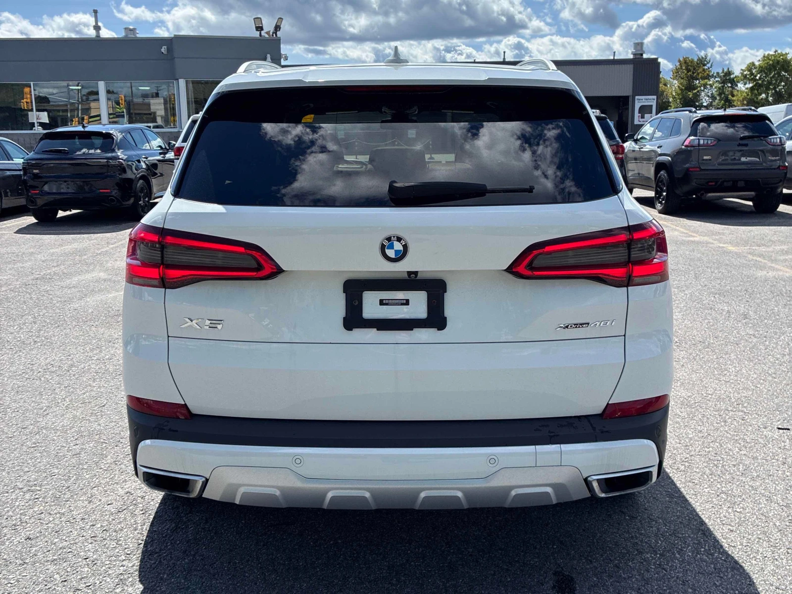 BMW X5 xDrive40i | CARFAX | АВТОФИНАНСИРАНЕ, снимка 5 - Автомобили и джипове - 56040113