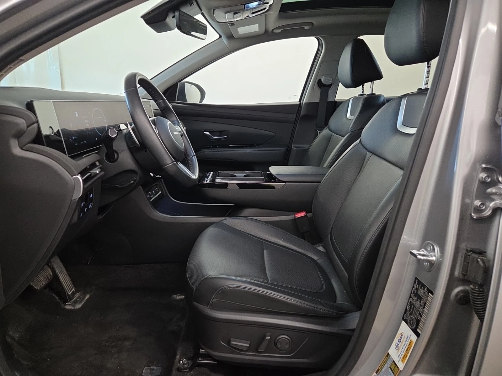 Hyundai Tucson Ultimate | CARFAX | АВТОКРЕДИТ БЕЗ ПЪРВОНАЧАЛНА , снимка 8 - Автомобили и джипове - 56145257