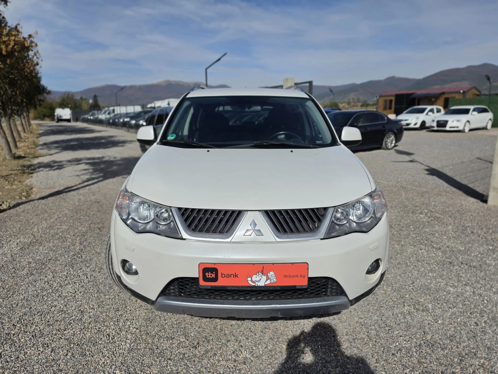 Mitsubishi Outlander 2.2 156 4?4, снимка 2 - Автомобили и джипове - 56518752