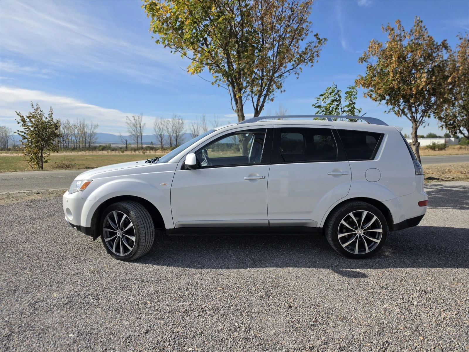 Mitsubishi Outlander 2.2 156 4?4, снимка 3 - Автомобили и джипове - 56518752