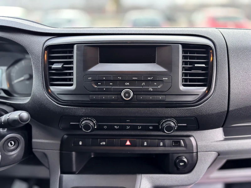 Toyota Proace, снимка 12 - Бусове и автобуси - 53494036