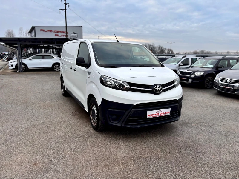 Toyota Proace, снимка 2 - Бусове и автобуси - 53494036