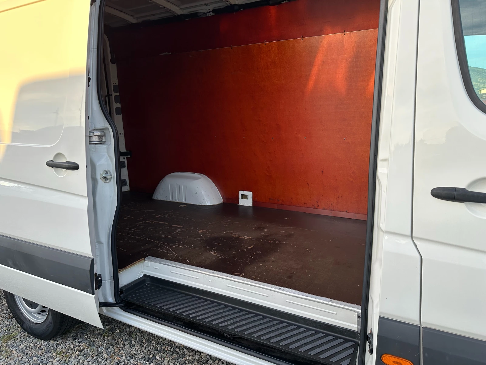 VW Crafter klimatronik/tempomat/full, снимка 9 - Бусове и автобуси - 54675292