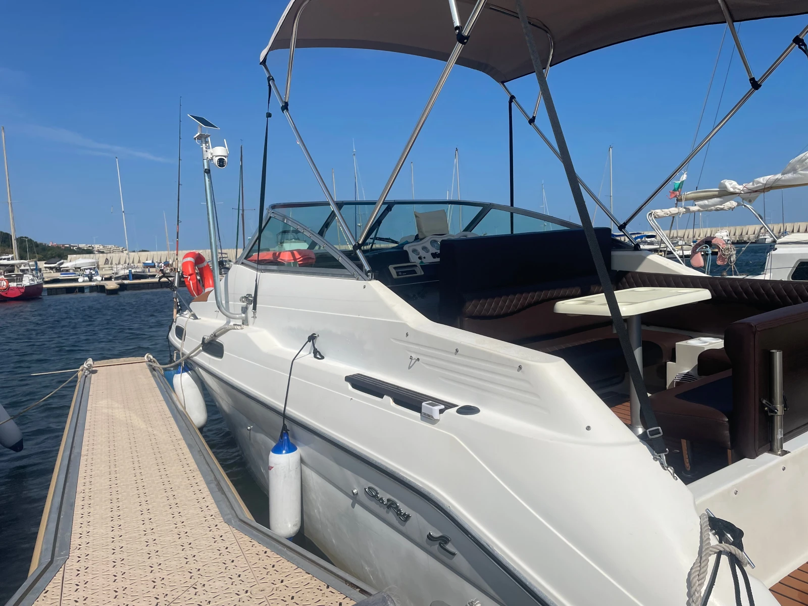Моторна яхта Sea Ray Sundancer - изображение 2