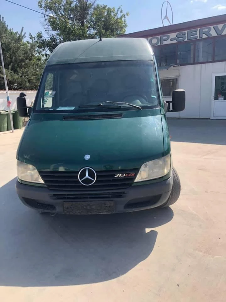 Mercedes Sprinter , снимка 1 - Части - 28600960