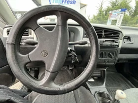 VW Golf 1.8 75коня, снимка 5