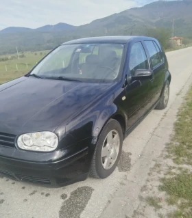 ������ VW Golf