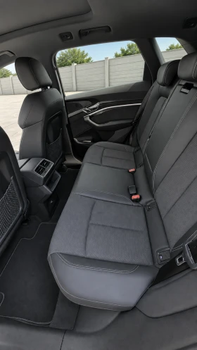 Audi E-Tron 55 quattro - 36000 € - 19053335 12
