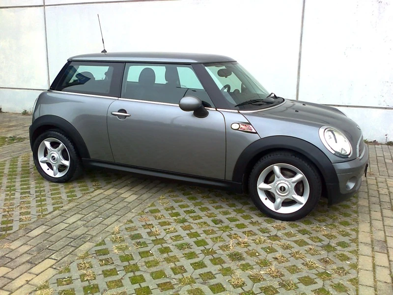 Mini Cooper  BENZIN, снимка 5 - Автомобили и джипове - 44511357