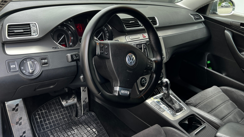 VW Passat R36, снимка 9 - Автомобили и джипове - 46408421