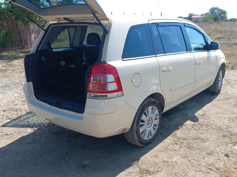 Opel Zafira 1.6 CNG, снимка 7 - Автомобили и джипове - 46914358