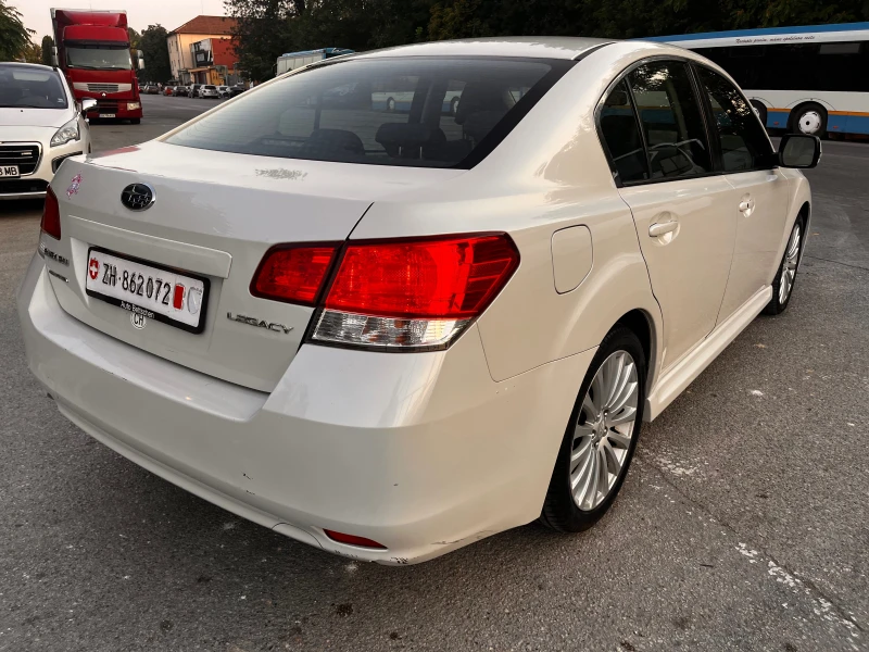 Subaru Legacy 2.5 LUKS, снимка 5 - Автомобили и джипове - 47144710