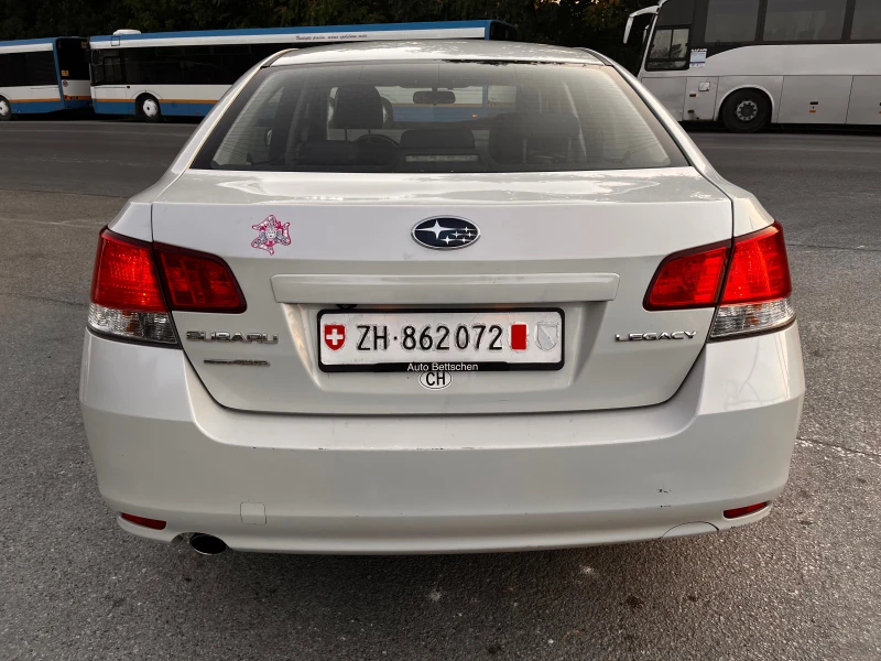 Subaru Legacy 2.5 LUKS, снимка 4 - Автомобили и джипове - 47144710