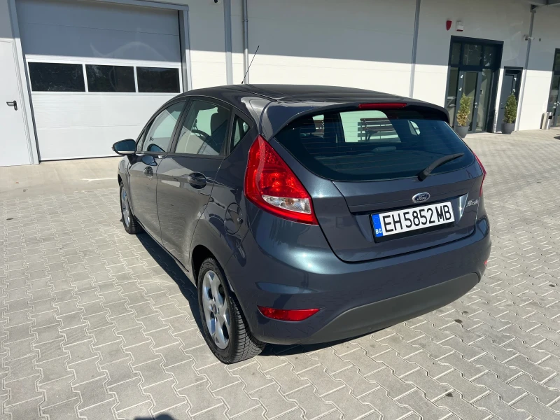 Ford Fiesta 1.4 газ/бензин 97кс, снимка 4 - Автомобили и джипове - 47386384