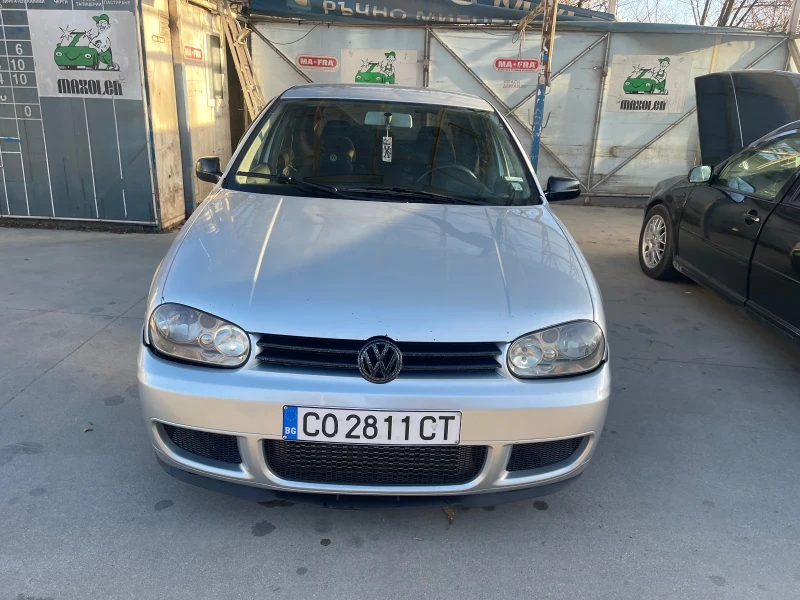 VW Golf, снимка 3 - Автомобили и джипове - 48125172