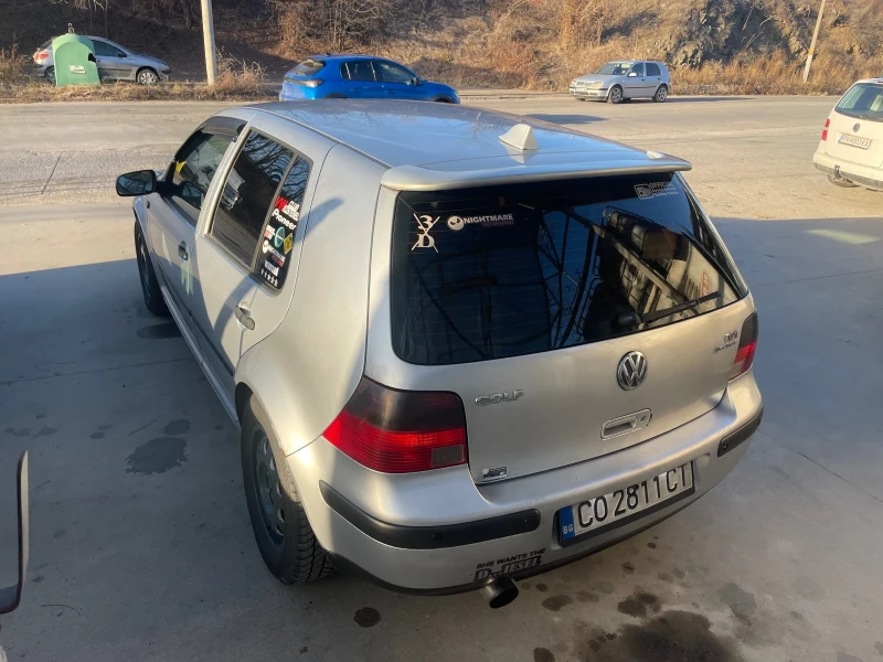 VW Golf, снимка 7 - Автомобили и джипове - 48125172