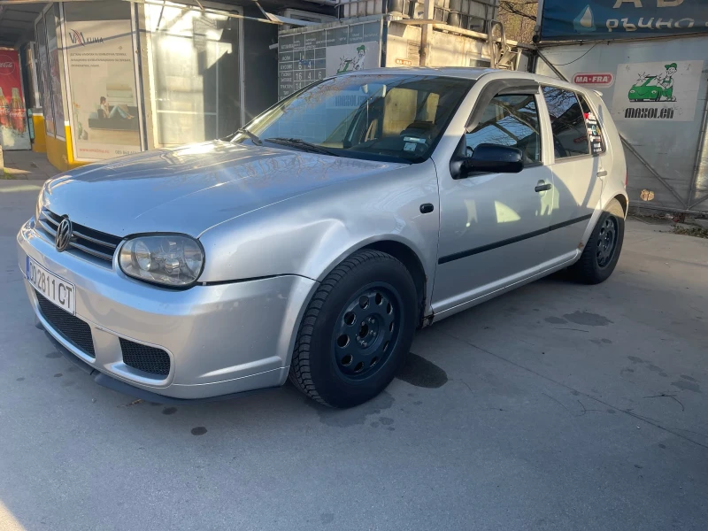 VW Golf, снимка 2 - Автомобили и джипове - 48125172