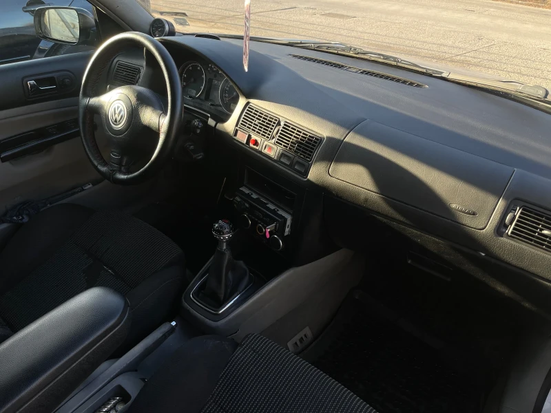 VW Golf, снимка 12 - Автомобили и джипове - 48125172