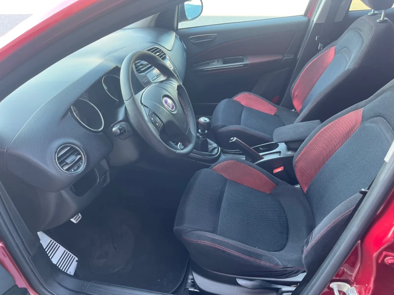 Fiat Bravo 1.4TI-150k.c. КЛИМАТРОНИК, снимка 9 - Автомобили и джипове - 50557604