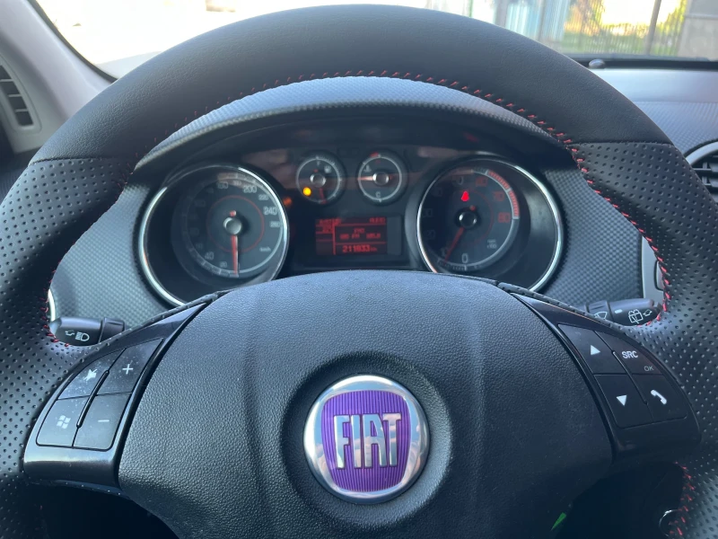 Fiat Bravo 1.4TI-150k.c. КЛИМАТРОНИК, снимка 12 - Автомобили и джипове - 50557604