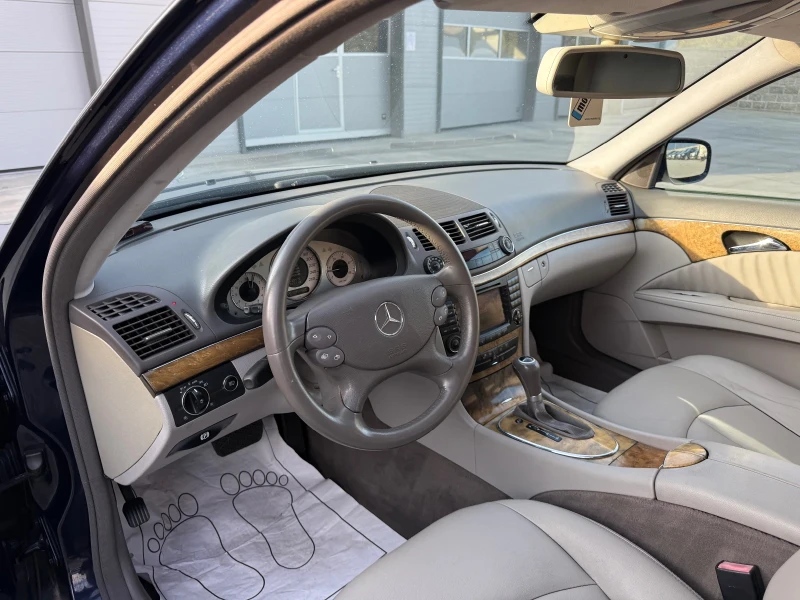 Mercedes-Benz E 280 3.0CDI * AVANGARD* ФЕЙС* АВТОМАТИК* КОЖА* ЛИЗИНГ *, снимка 10 - Автомобили и джипове - 51608982