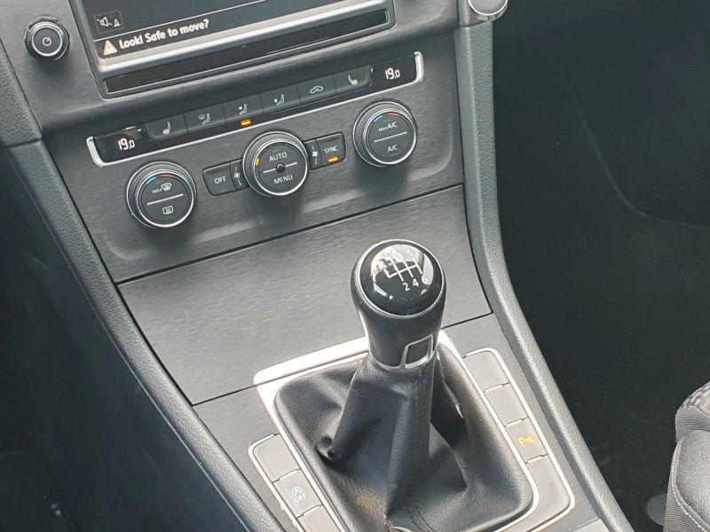 VW Golf Variant Comfortline 1.4TGI BlueMoti, снимка 13 - Автомобили и джипове - 52536758