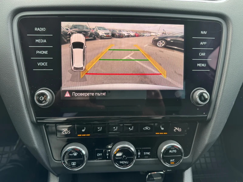 Skoda Octavia TDi / LED / DSG / Smartlink, снимка 9 - Автомобили и джипове - 53126556