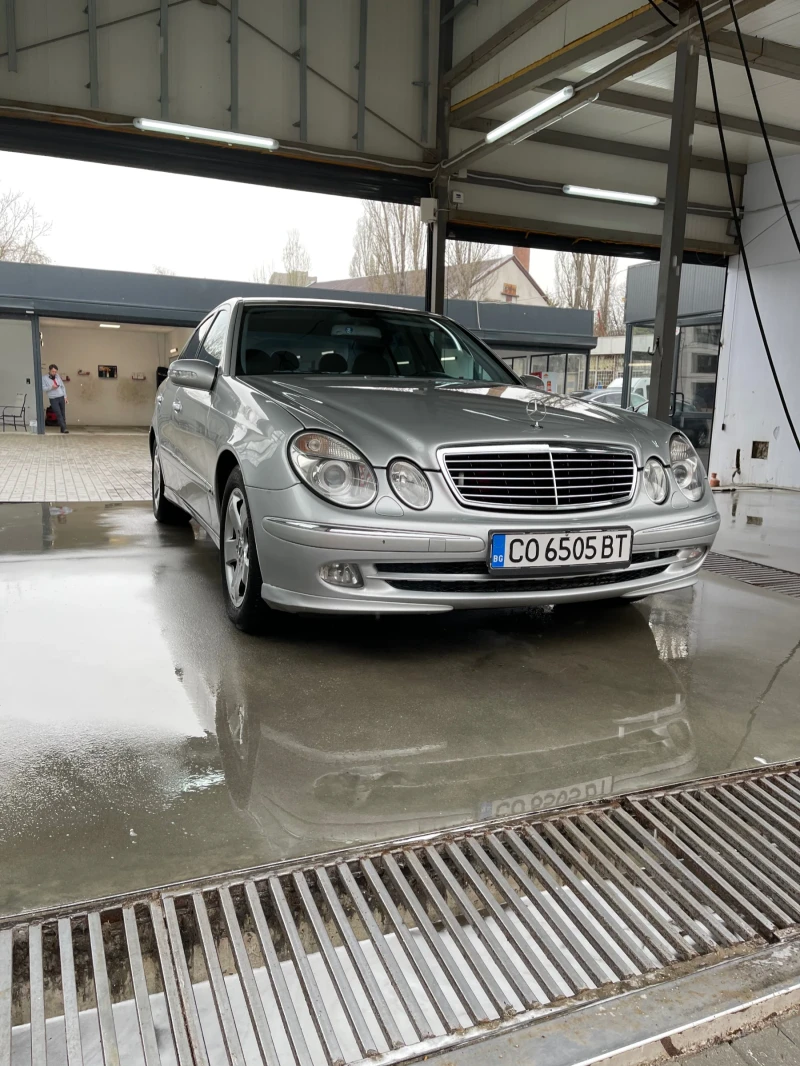 Mercedes-Benz E 320, снимка 2 - Автомобили и джипове - 53185002