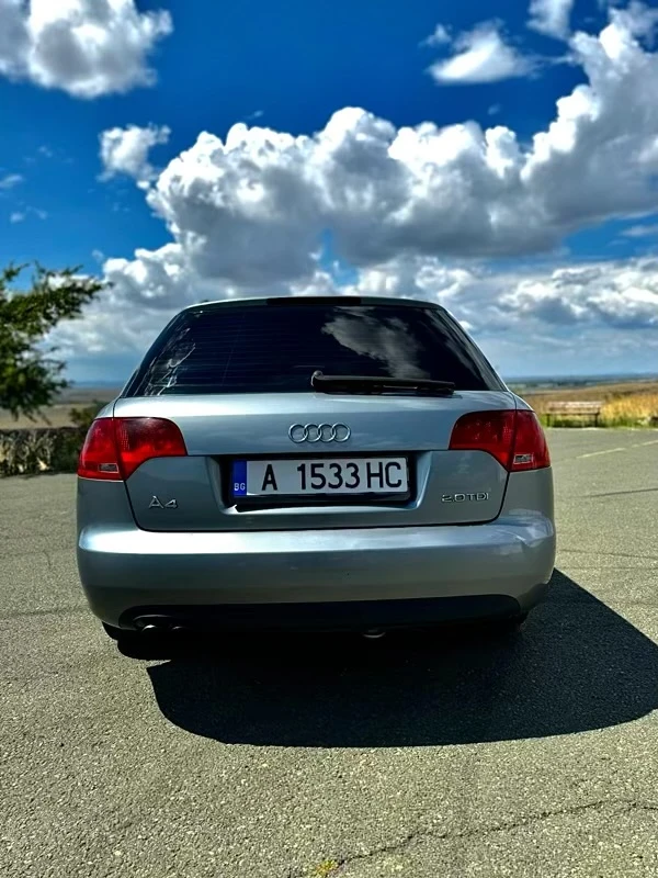 Audi A4 2.0 TDI, снимка 4 - Автомобили и джипове - 47684659