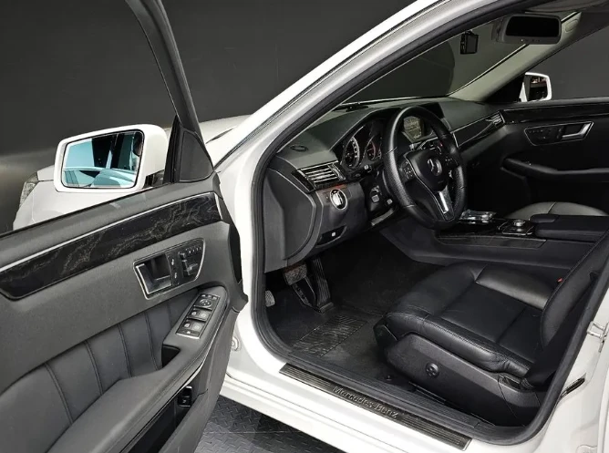 Mercedes-Benz E 220 Avantgarde - изображение 9
