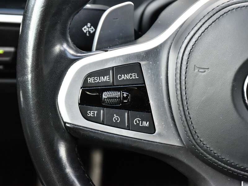 BMW 330 * xDrive * CARFAX * ЦЕНА ДО БГ, снимка 13 - Автомобили и джипове - 53274610