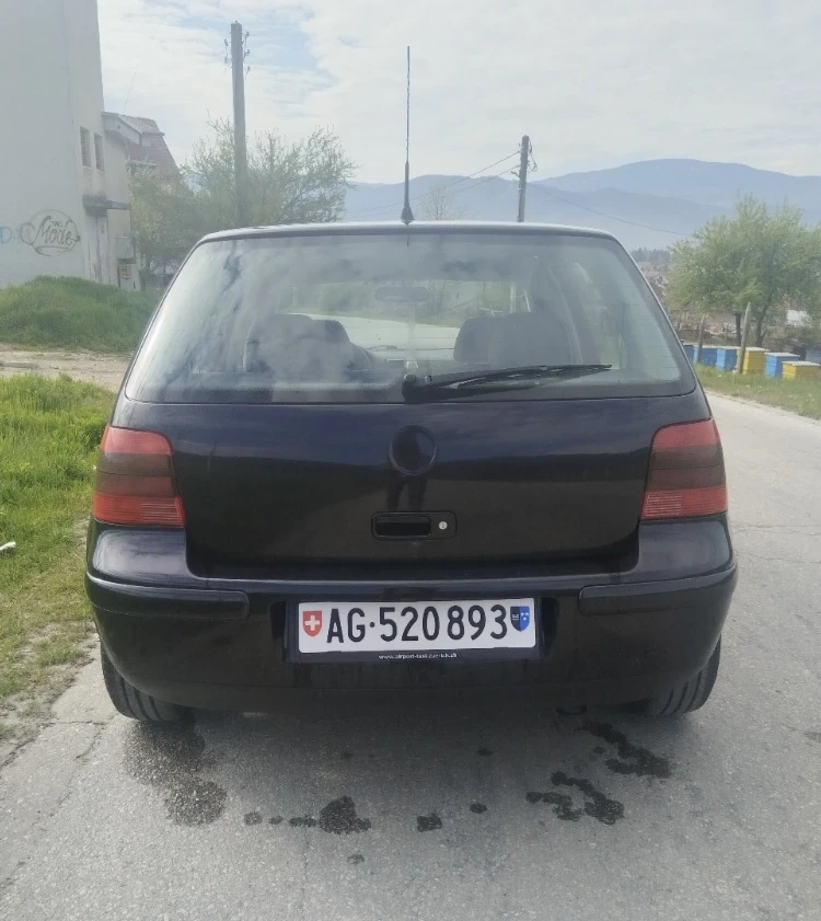 VW Golf, снимка 7 - Автомобили и джипове - 54387484