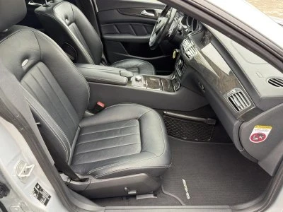 Mercedes-Benz CLS 350 3500, снимка 8 - Автомобили и джипове - 54419617