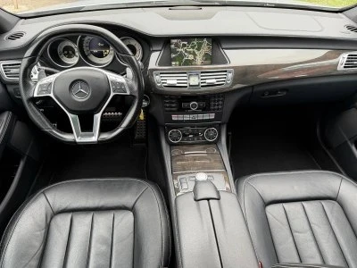 Mercedes-Benz CLS 350 3500, снимка 9 - Автомобили и джипове - 54419617