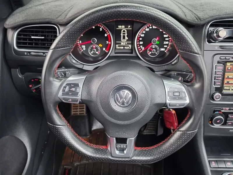 VW Golf 2.0 Gti, снимка 13 - Автомобили и джипове - 55748726