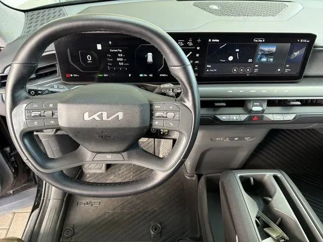 Kia EV9 LIGHT RWD, снимка 8 - Автомобили и джипове - 56255899