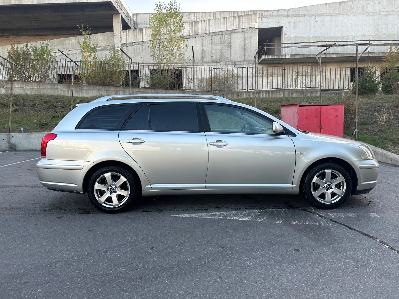 Toyota Avensis 1, 8 - изображение 3